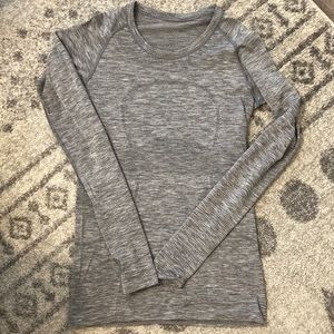 Lululemon run swiftly long sleeve, size 8, EUC